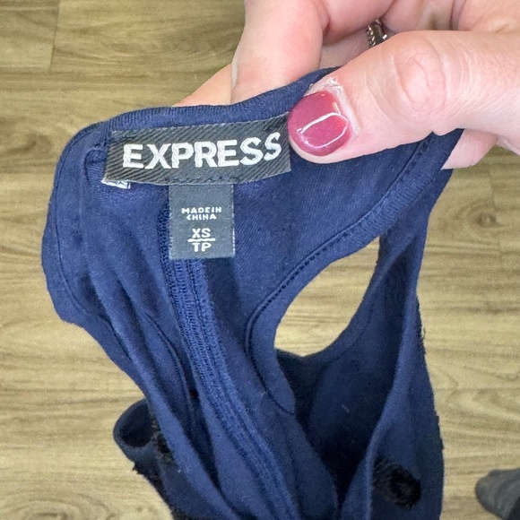 Express Navy Blue Leopard Print Sequin Tank Top – Size XS - Picture 3 of 6